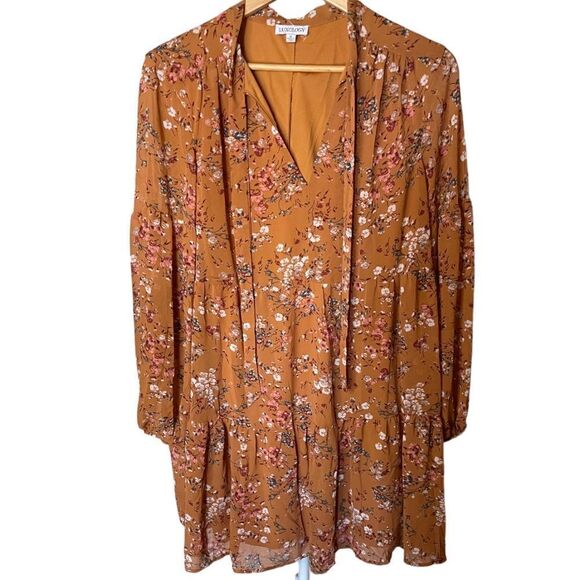 New Luxology Peasant Dress - Size Medium - Picture 1 of 5